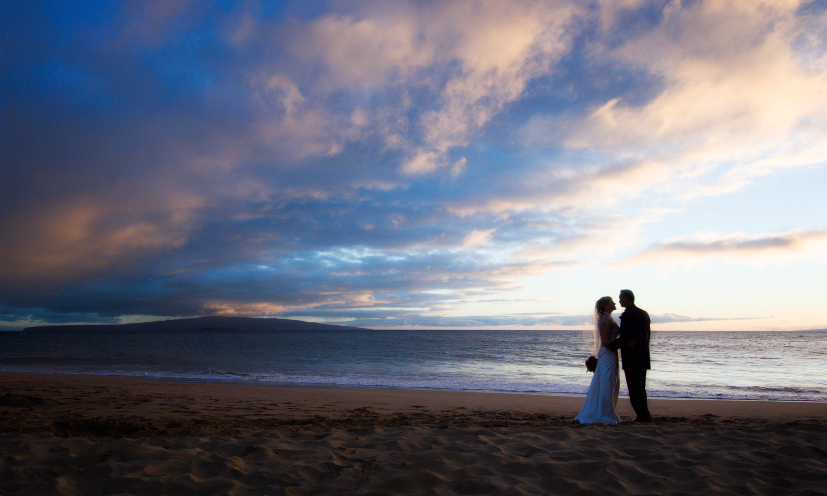 Maui Hawaii Beach Wedding Photographer, マウイカメラマン、写真家、Maui Photography, Wedding at Sunset, Grand Wailea Wedding