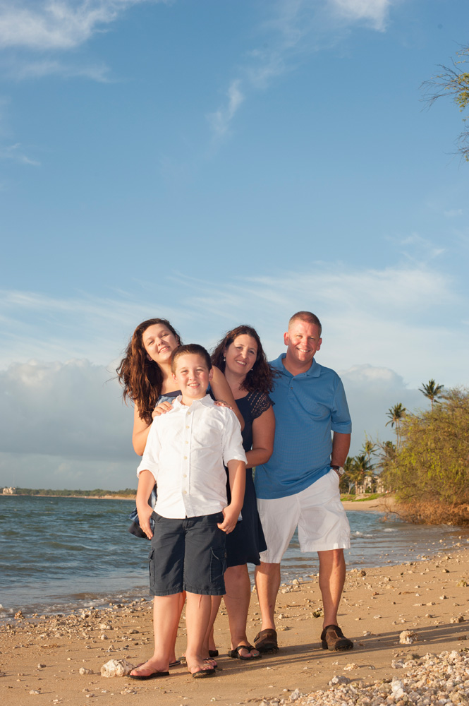Family Portrait at the beach, Maui, Mieko Photography