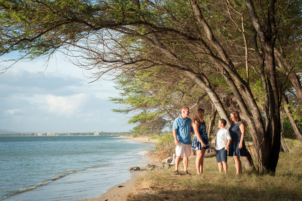 Family Portrait at the beach, Maui, Mieko Photography